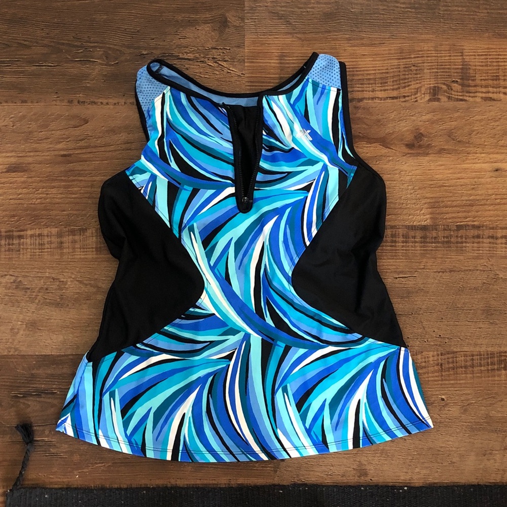 ZeroXposur Women's Blue Multi-Pattern Tankini Top